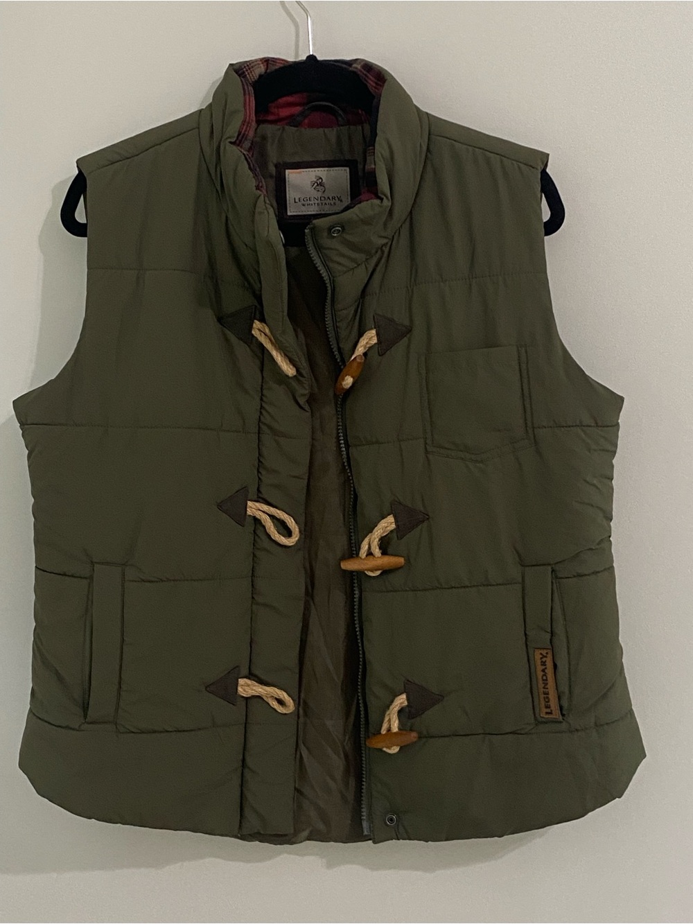 Legendary Whitetails Women’s Olive Green Quilted Toggle Puffer Vest-L